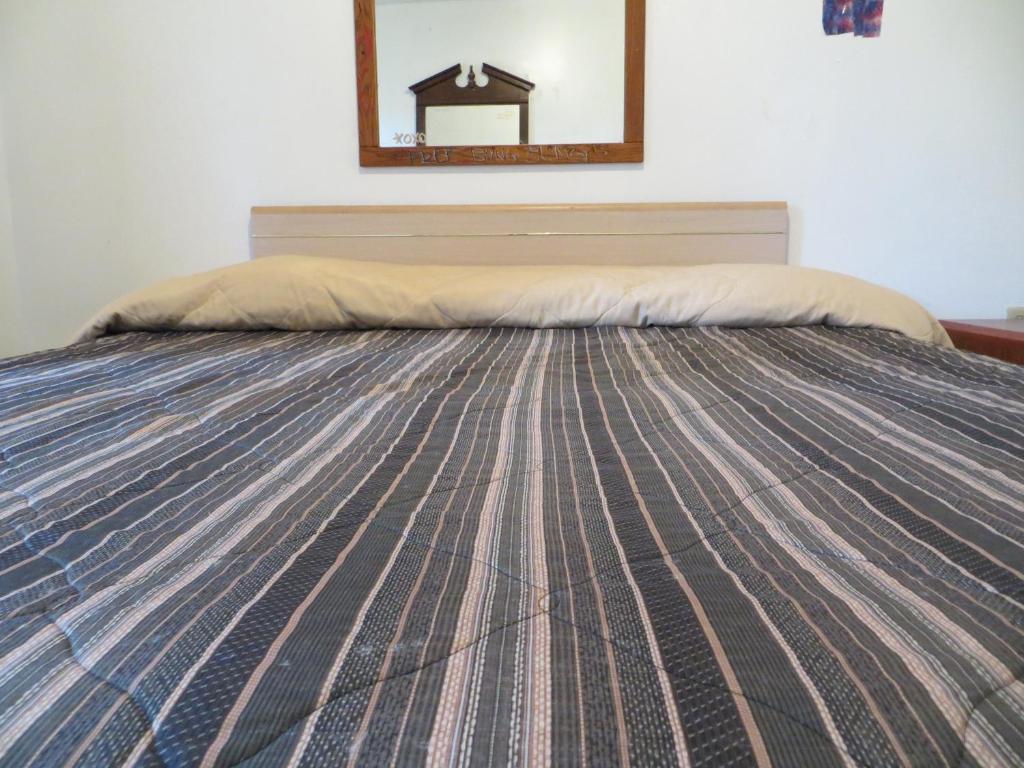 Madison Suites Motel Портленд Номер фото